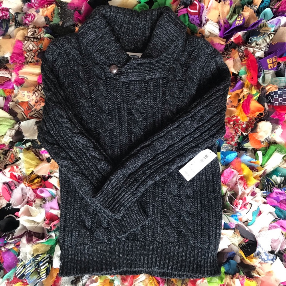 NWT Old Navy Cable Knit Sweater Size 4T